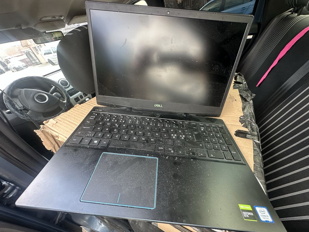 Vand laptoprui modele diferite