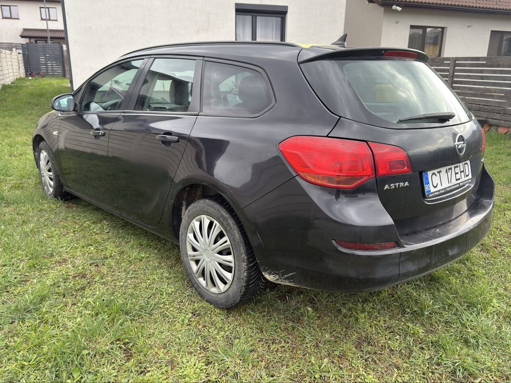 Opel Astra J CDTI 1.7