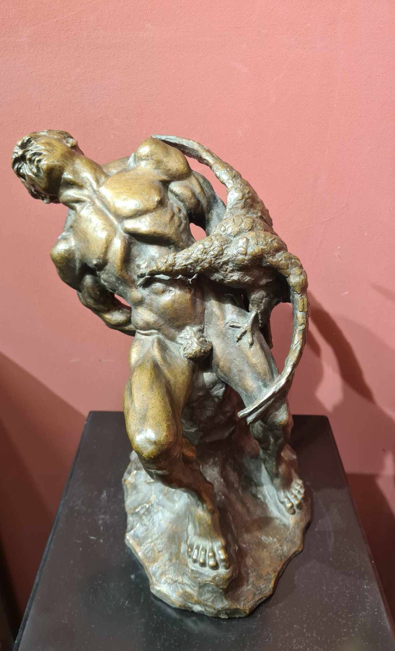 Sculptura din bronz patinat, Spiridon Georgescu, ``Prometeu atacat de