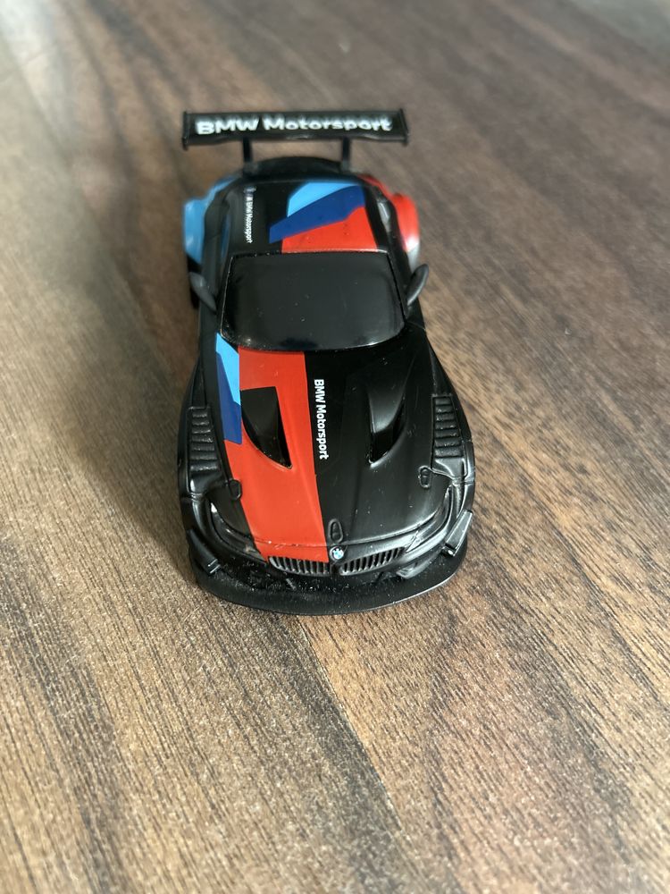 Метална количка от shell Bmw Z4 GT3