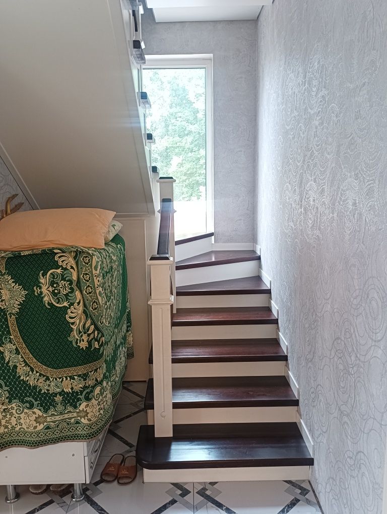 Продаётся 2 дома на одном участке