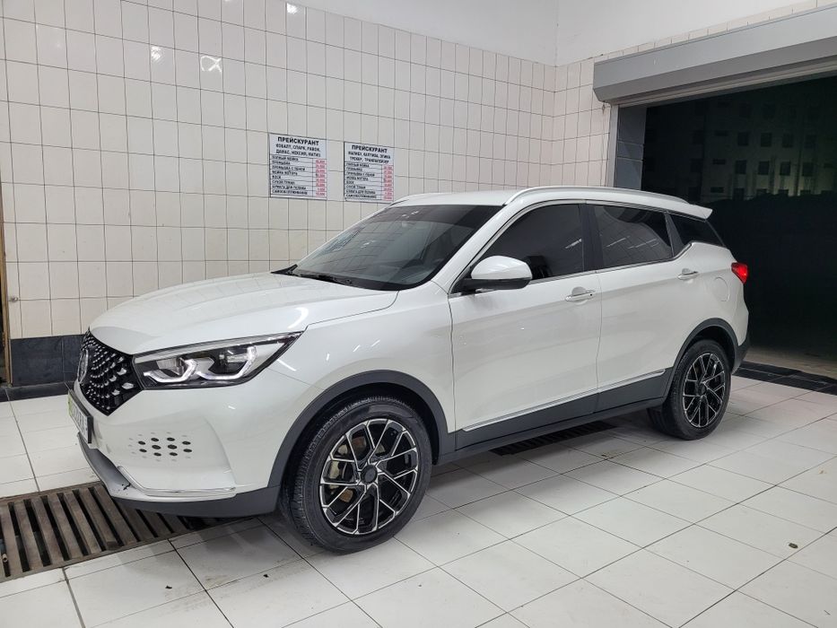 Электромобил сотилади Хантенг Х5 модел