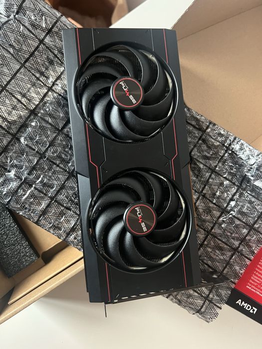 AMD Radeon RX6600XT