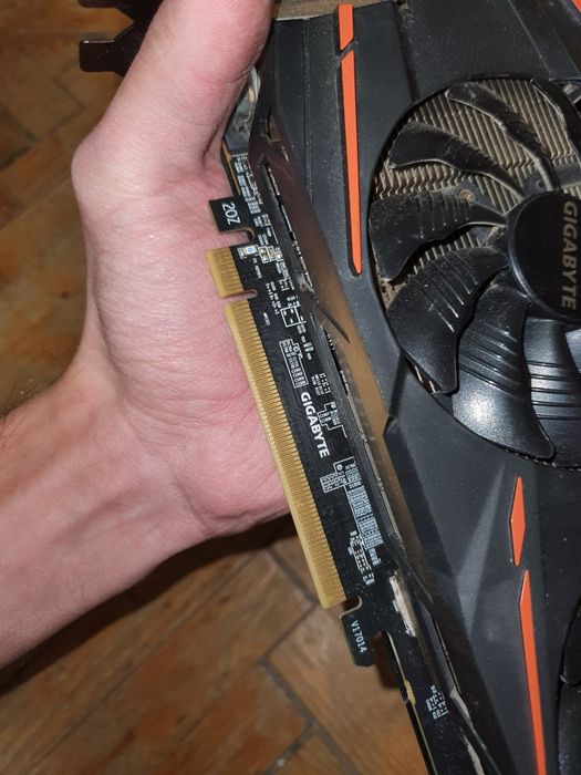 AMD RX 570 4gb Defectă