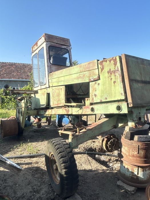 Ofer spre vanzare vindrover e303 si piese pentru acesta!