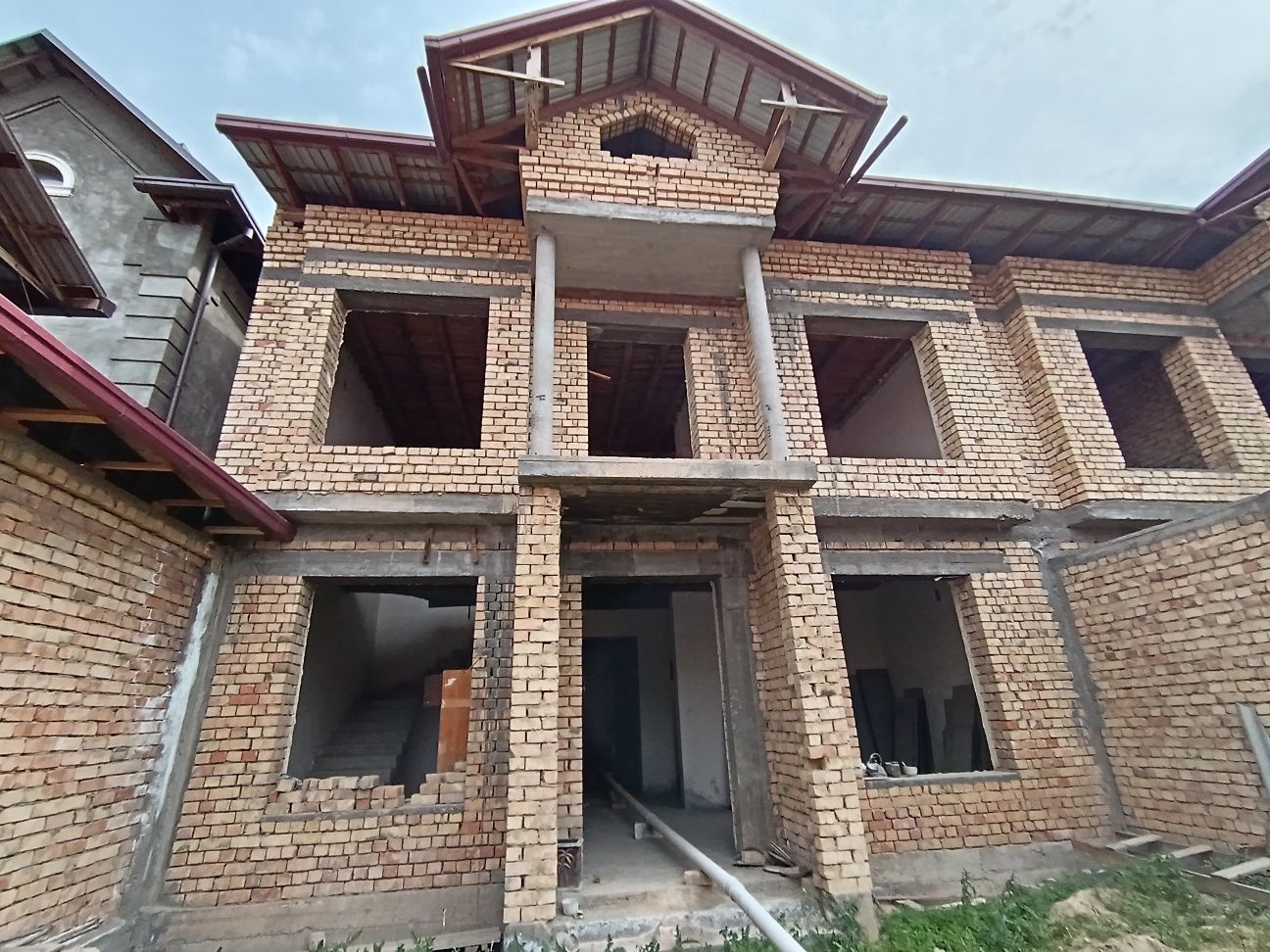 Katta Hasanboi 250m2 karobka