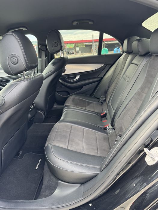 Mercedes Benz E220 Pachet AMG
