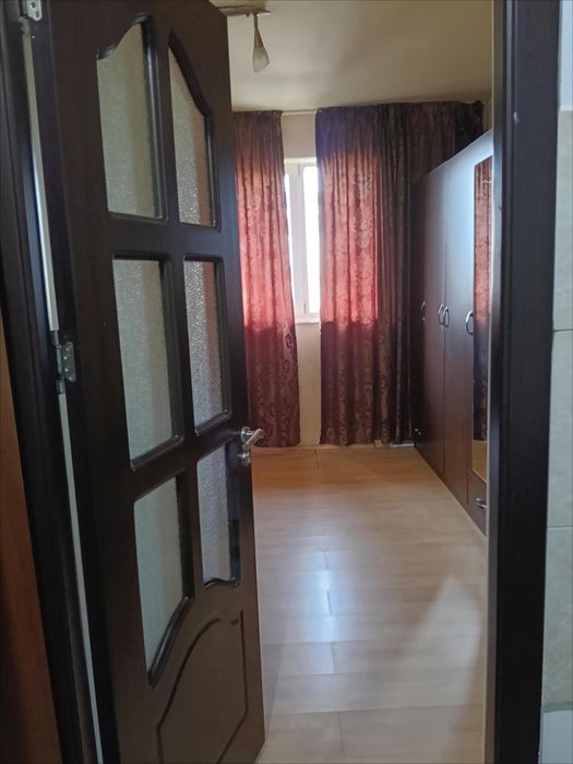 Vând camera de cămin transformată în garsonieră