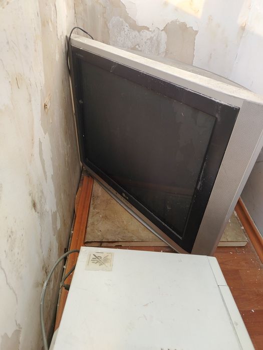 Продам телевизор