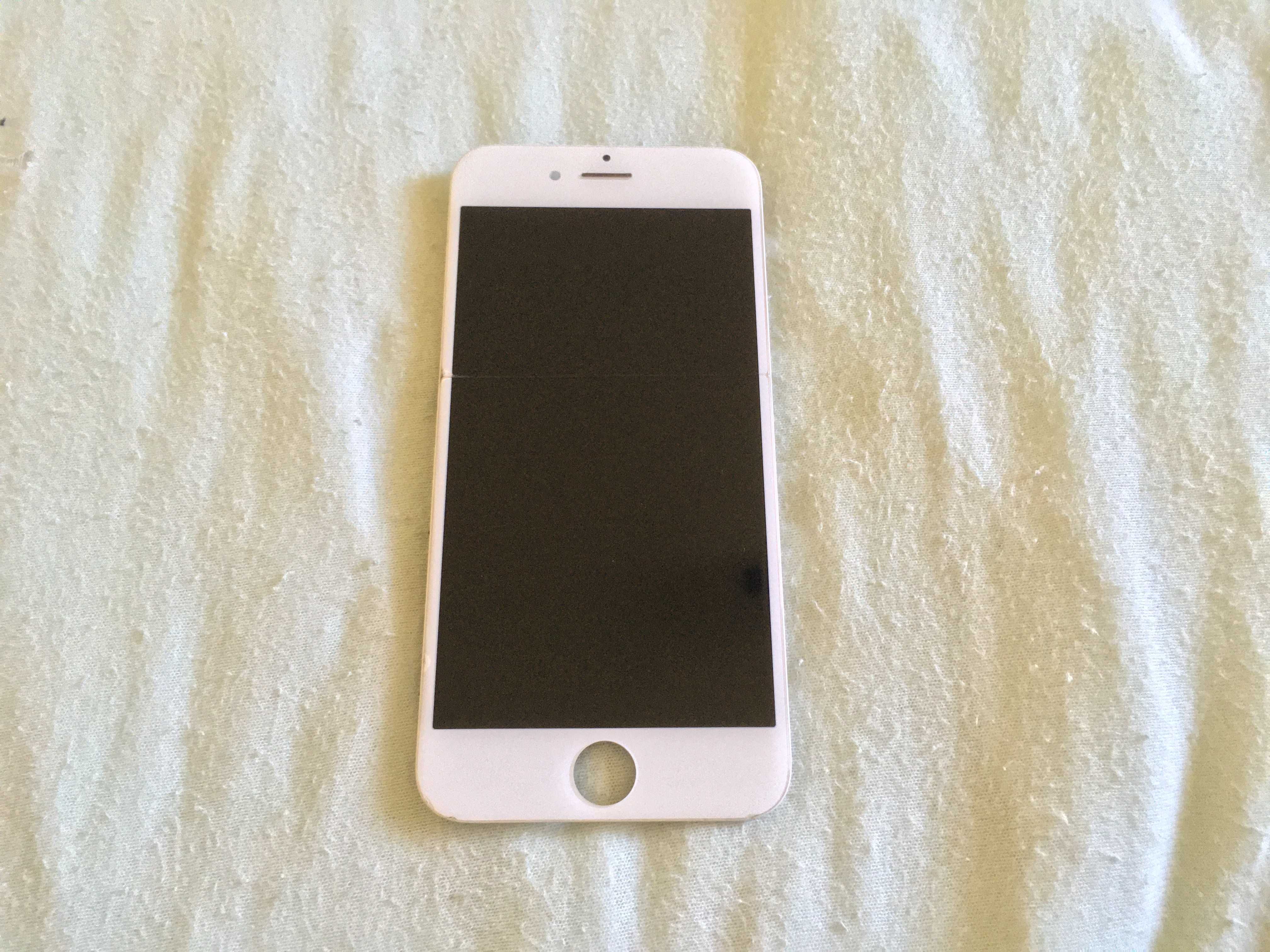 ecran iphone 6s alb, putin fisurat, display si touchscreen functionale