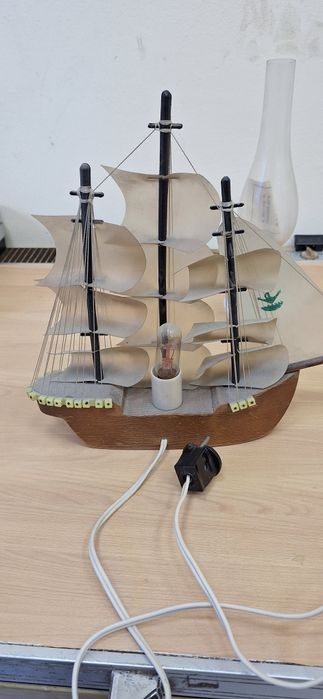 Лампа кораб винтич