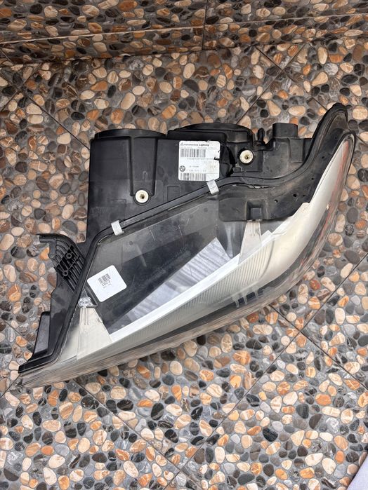 Фар за BMW F15 във добро състояние