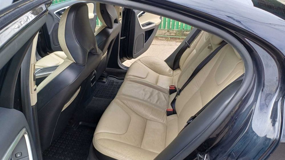 VOLVO S60 an fabricatie 2011