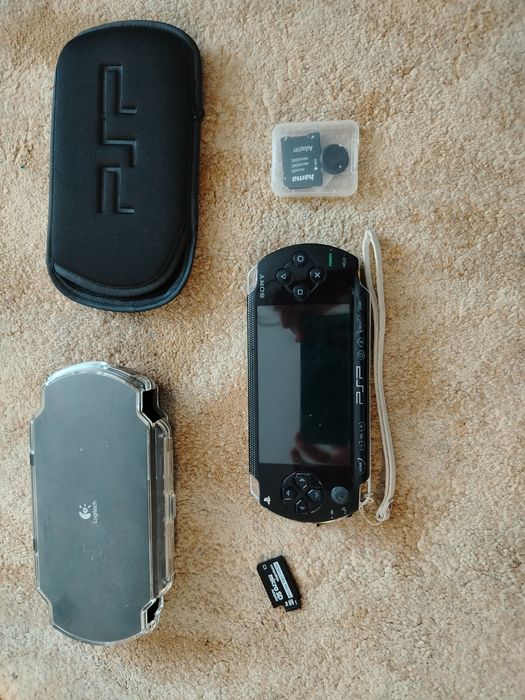 PSP 1000 modat cu 34 GB