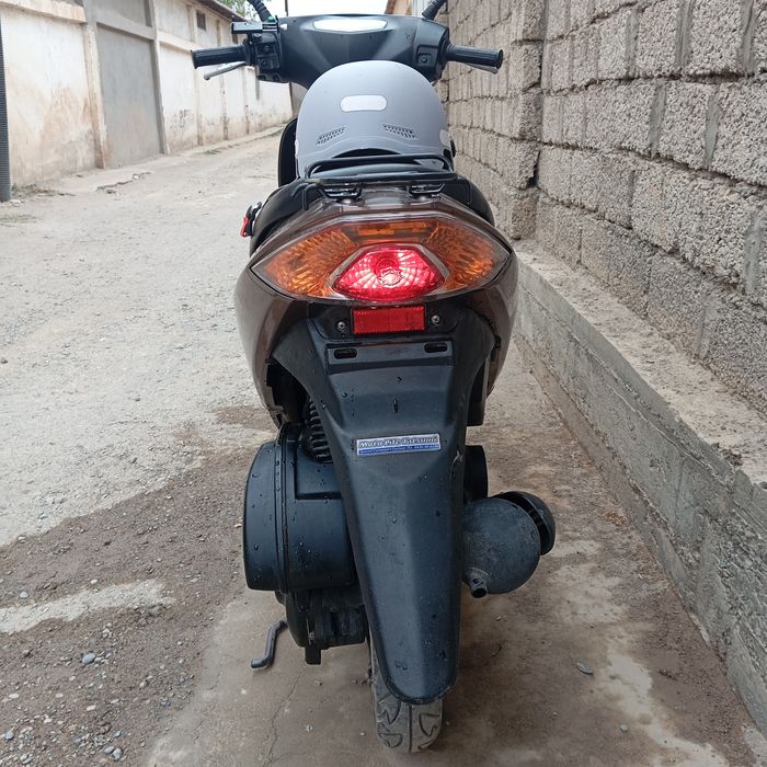 Продается надежный скутер Suzuki address v50 Япония инжектор