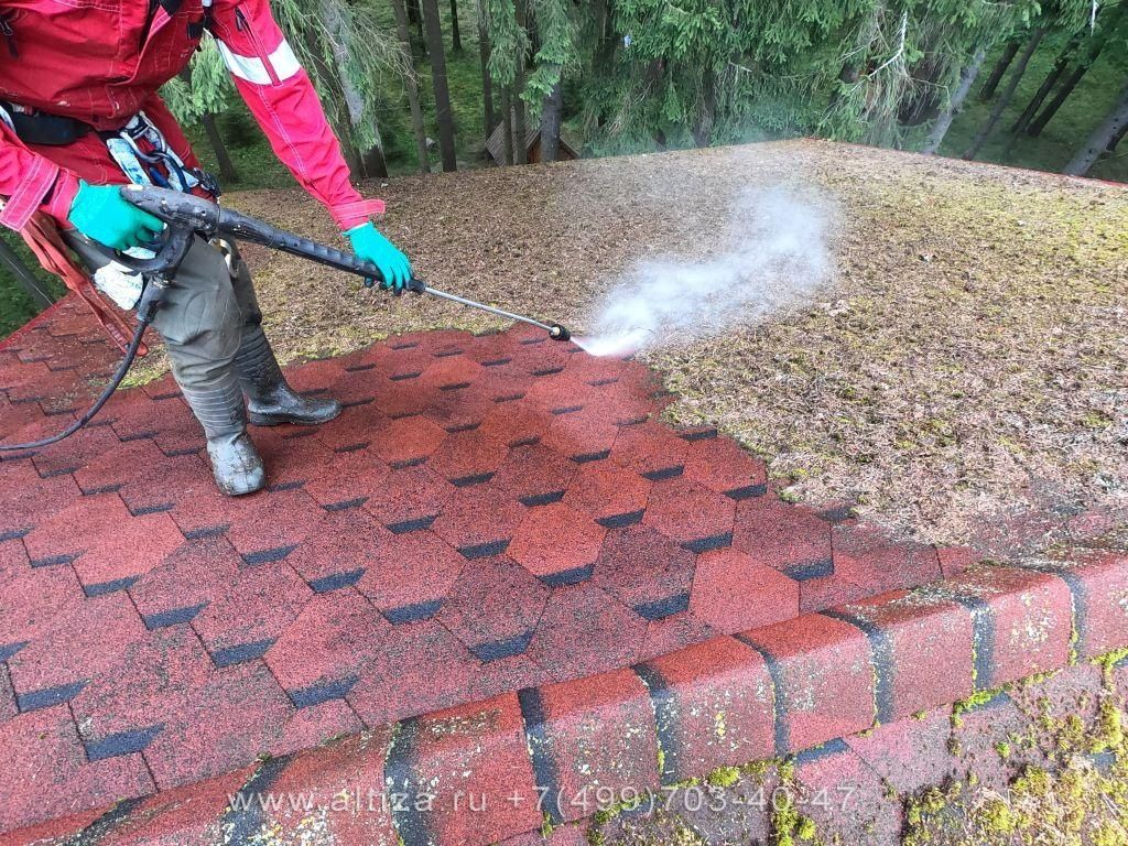 Покраска крыши кровли фасада домов зданий