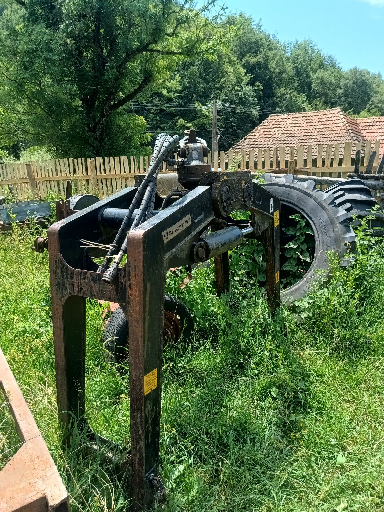 Graifer macara cu rotitor 360