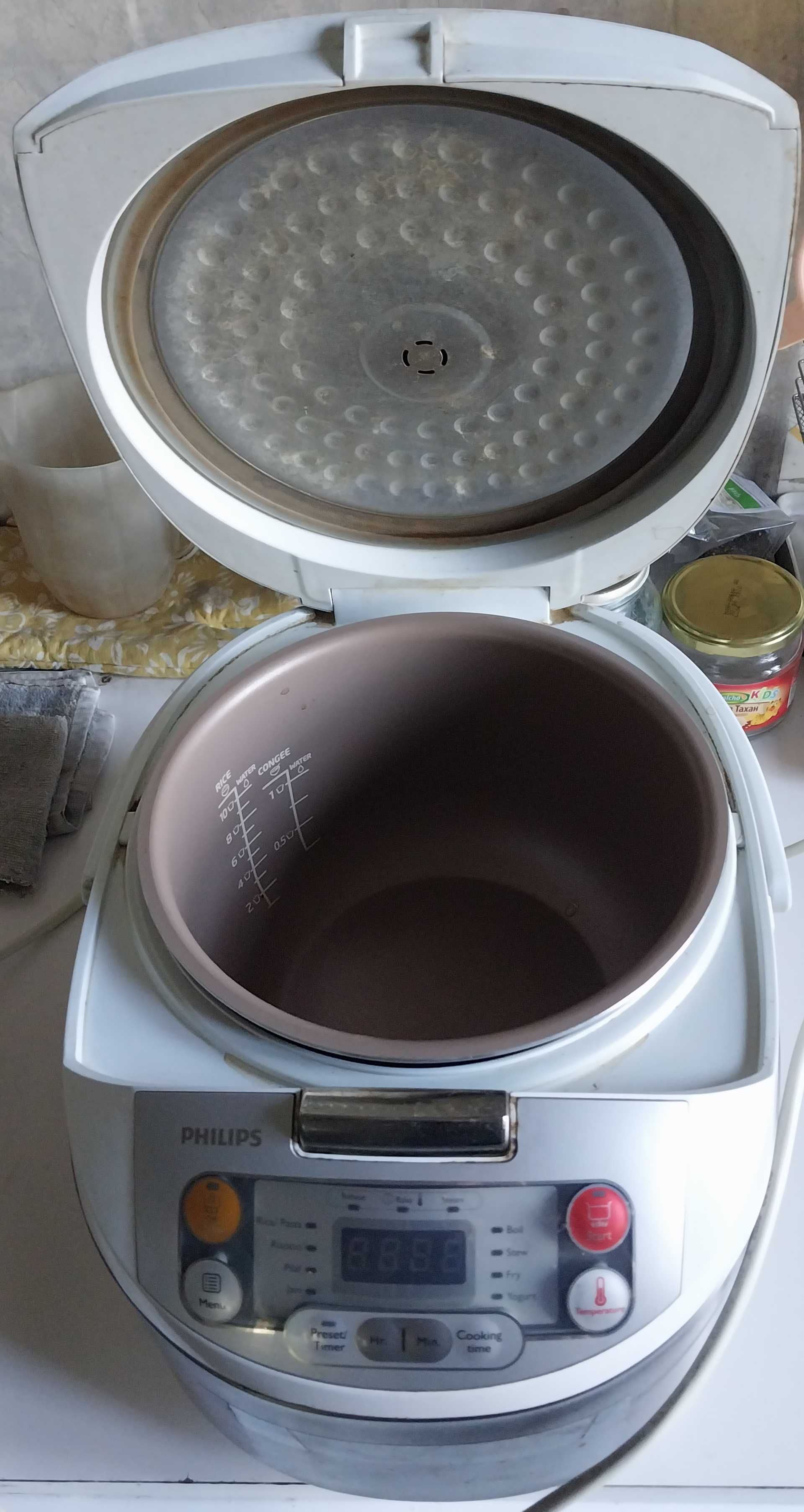 Продавам Multi Cooker Philips