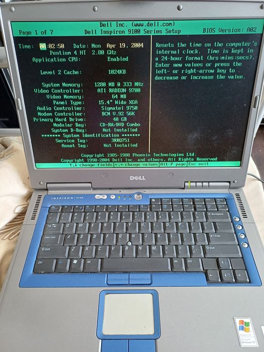 Стар работещ Лаптоп DEEL inspiron 9100