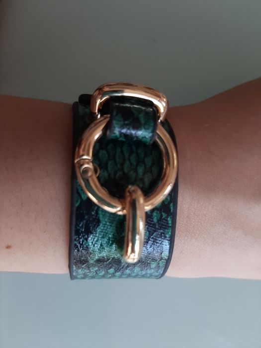 Ефектни гривни със змийски ефект.Естествена кожа!НОВИ!