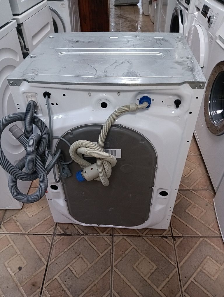 Пералня за вграждане АЕГ Aeg Series 7000 A+++ 7кг 2 години гаранция!
