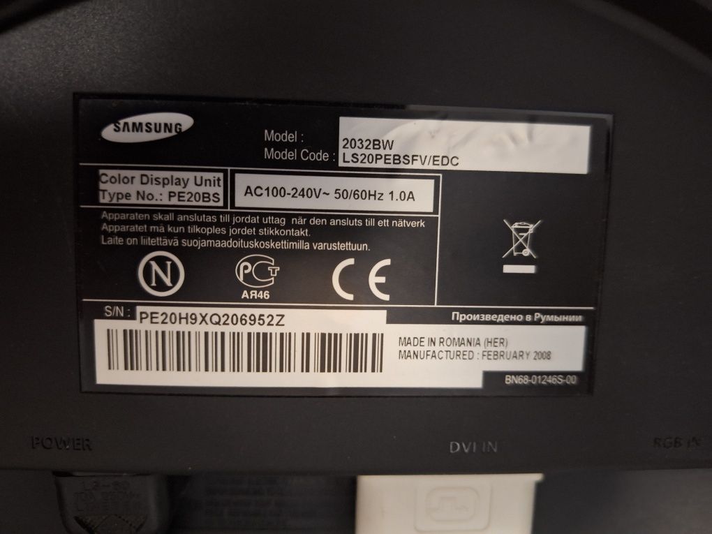 Монитор Samsung 2032BW 20"