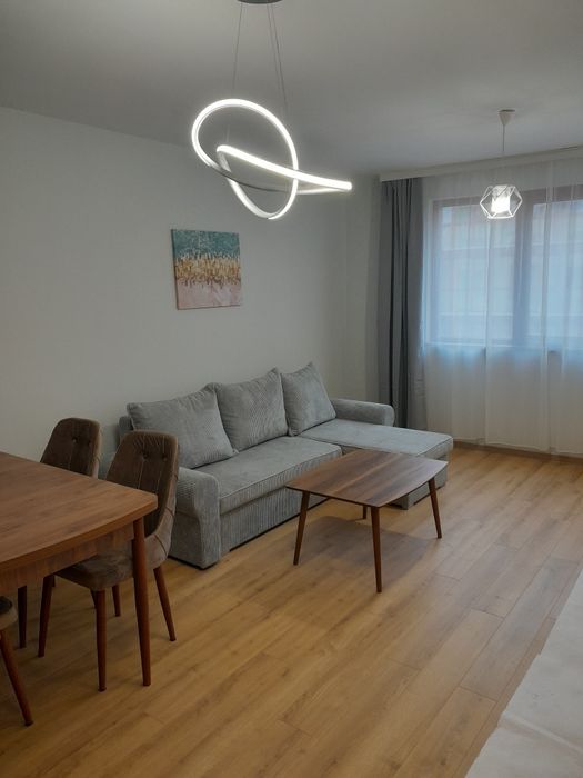 Продава се Двустаен апартамент в Варна, Електрон - 90 кв.м за 4 €/кв.м - Снимка #1