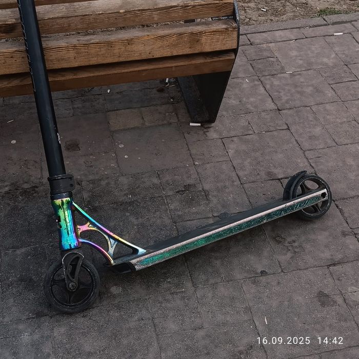 Продам самокат трюковой