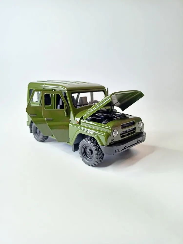 Метална количка уаз 469 - зелена 1:18