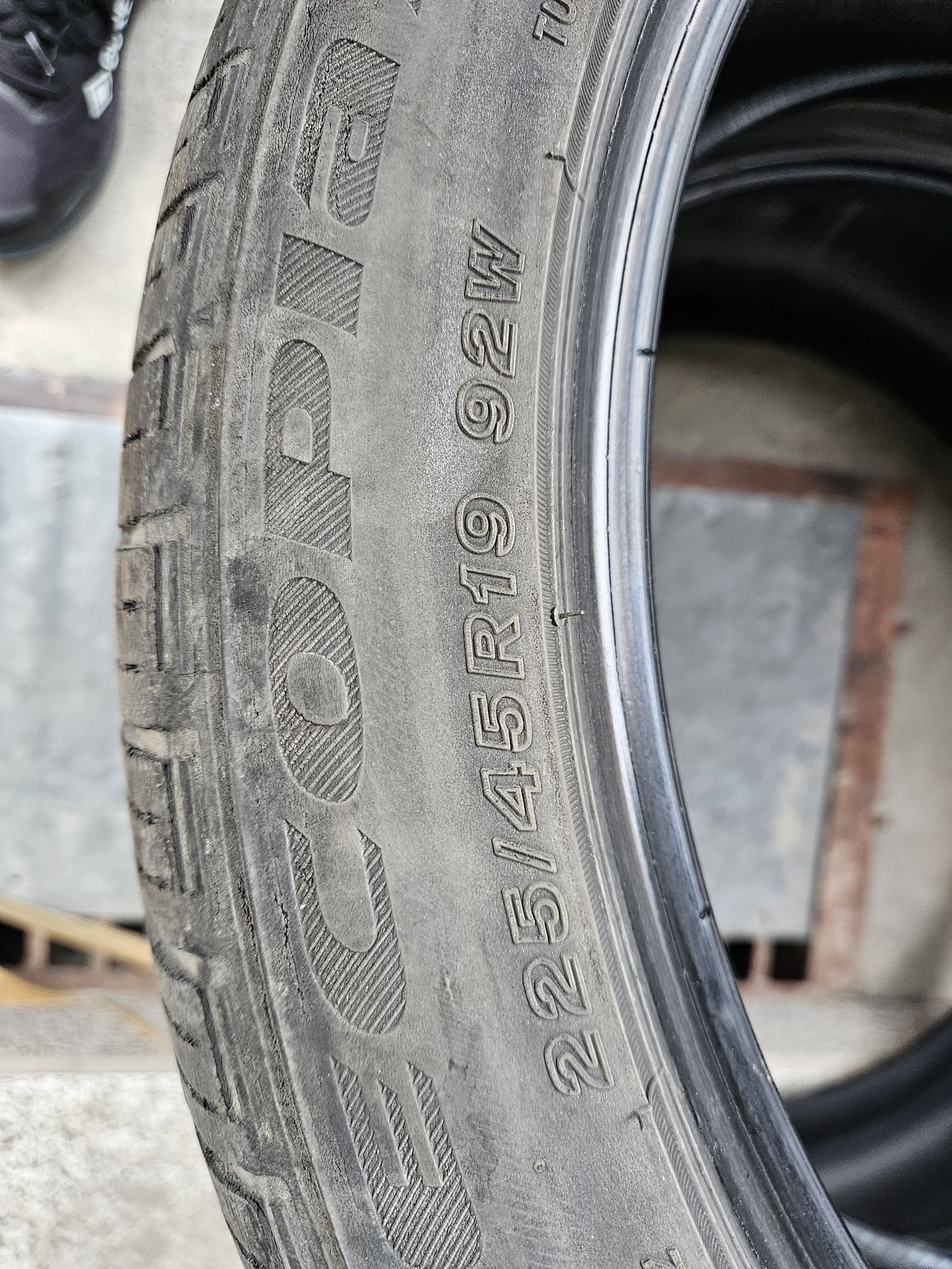 Dot 3918. Всесезонни гуми 4бр. 225/45/19 Bridgestone