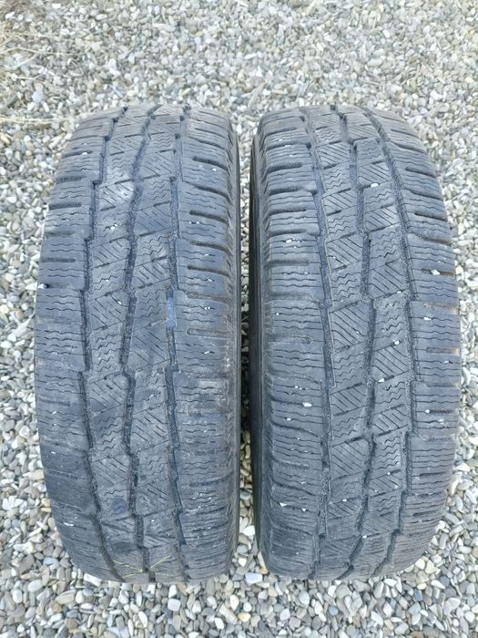 215 70 R15C Michelin DOT18