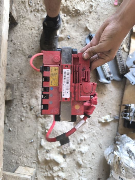 Плюсов кабел Bmw e90 e91 e92 325i 218кс n52 н52