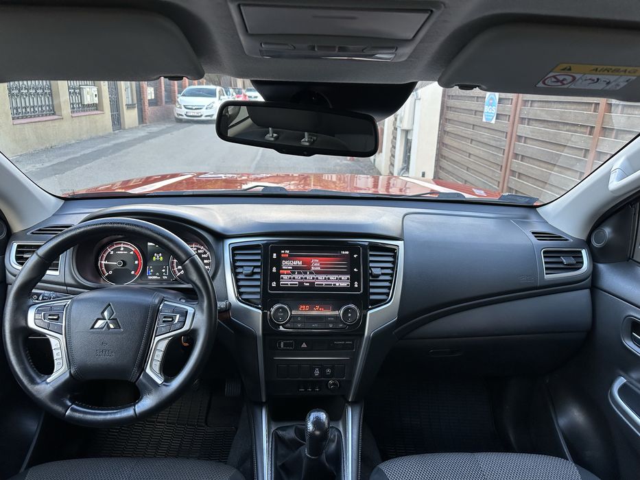 Mitsubishi L200  Pick Up an fab 2021 Facelift motor 2.3d 150 CP