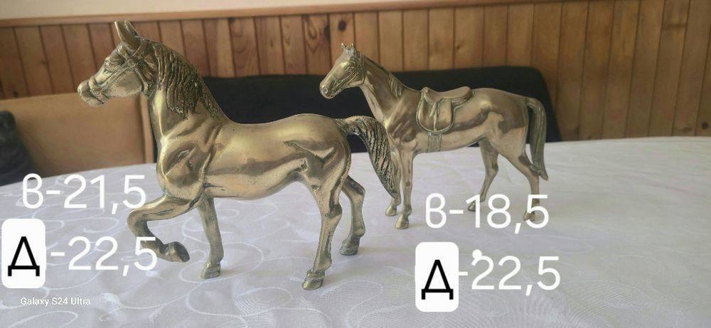 Бронзови статуетки и други неща