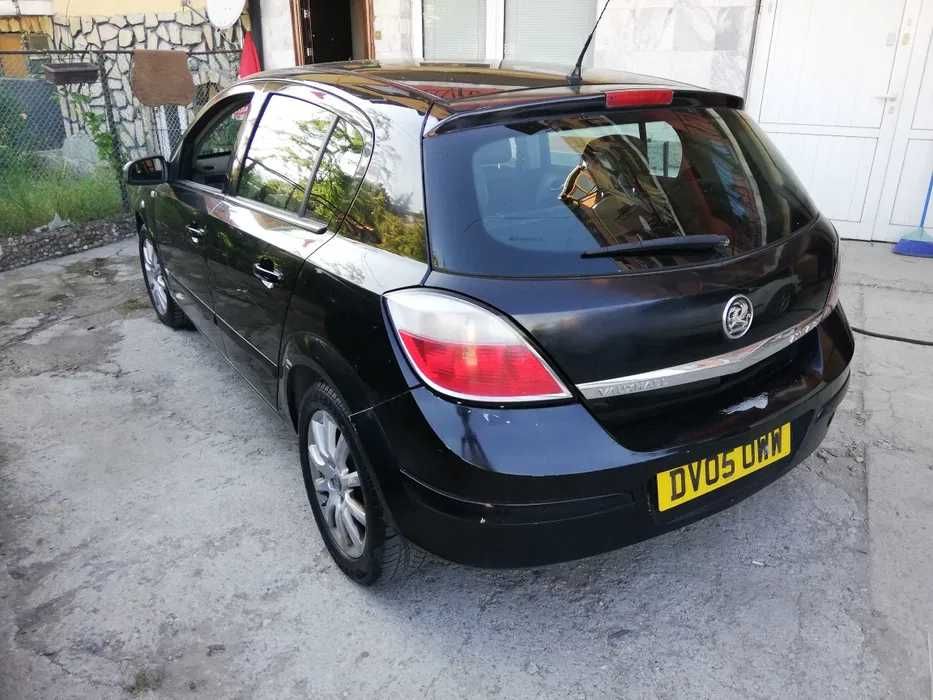 Опел Астра Х на части