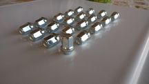 Piulite Hyundai Santa Fe M12 x 1,5