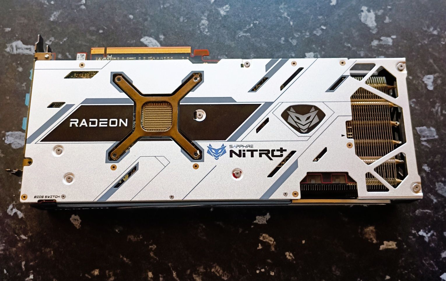 NITRO+ AMD Radeon™ RX 6800 XT 16GB