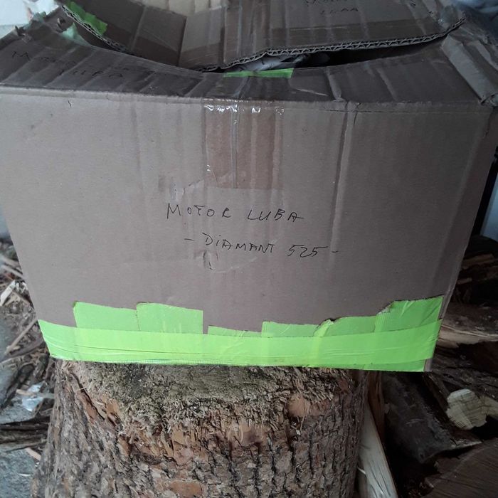 Vand schimb  Motor electric  pentru moarà macinat.  230 v.1400 rpm.