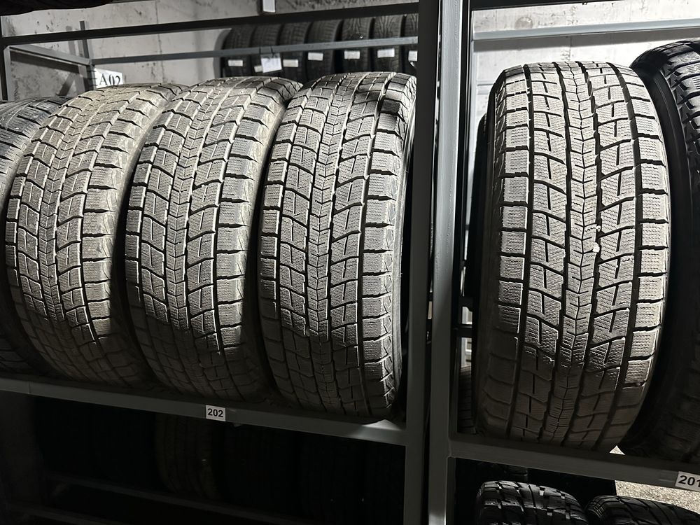 Dunlop winter maxx SJ8 235/55/19 B-U-DUN-03-E