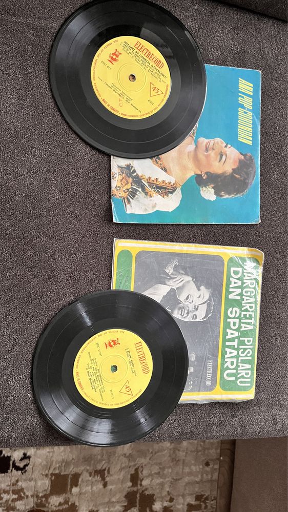 Vinyluri de Ana Pop-Corodan si Dan Spataru cu Margareta Pislaru