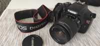Canon Rebel T3 фотоапарат DSLR + чантичка, карта памет - като нов
