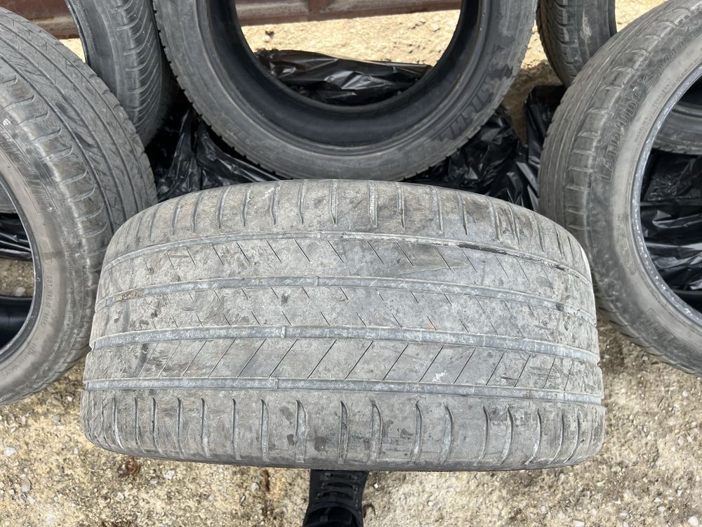 Гуми Michelin 295/40 R20 зимни и летни (цената е за двата комплекта)