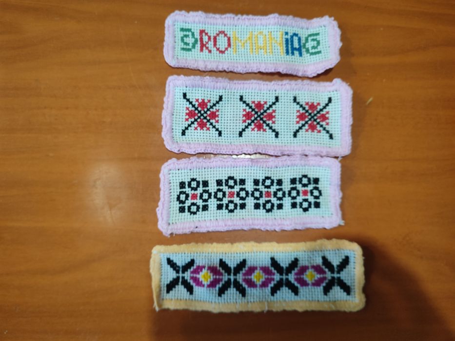 Semne de carte lucrate manual