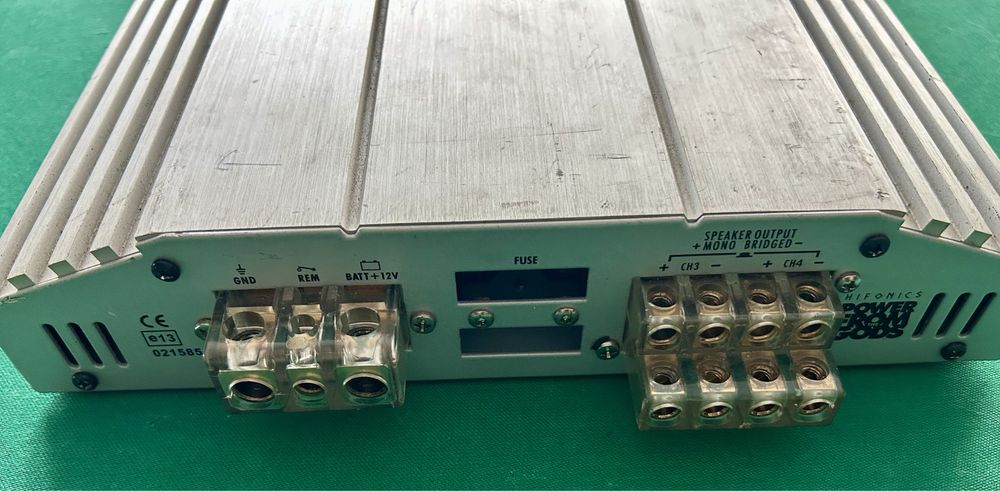 Amplificator statie auto Hifonics txi8400 Defect