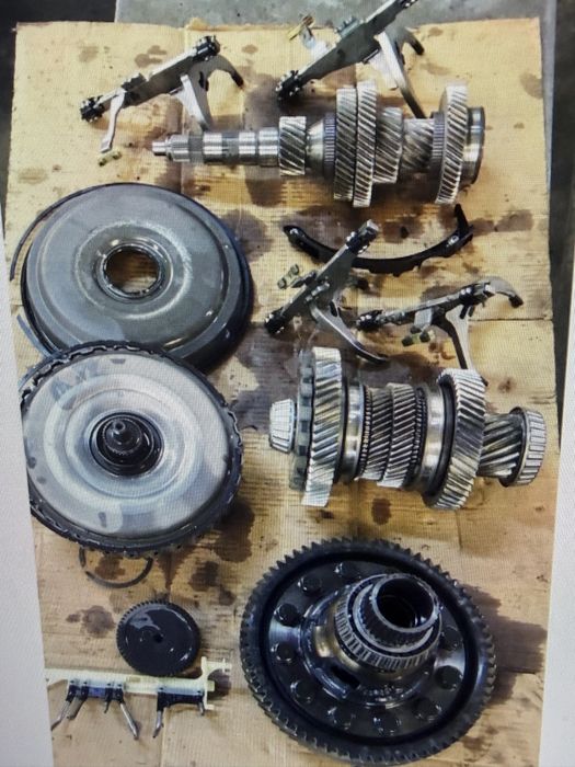 Автоматична скоростна кутия Audi 2.0tdi Q3 A3 Vw Tiguan dq500 за части