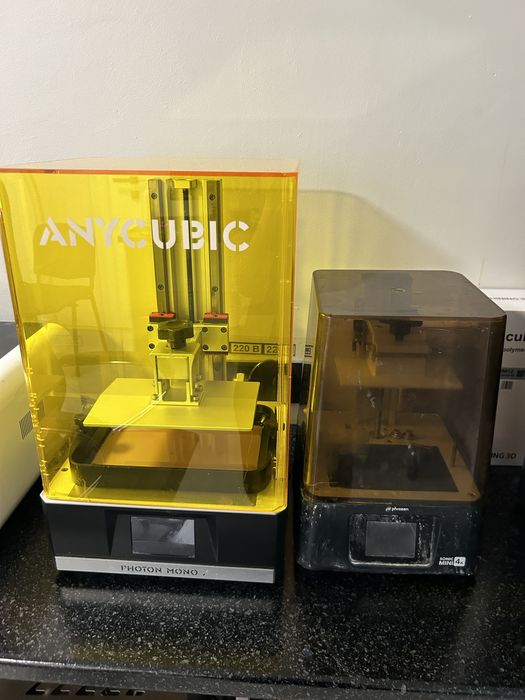 3D прмнтера продап сразу два