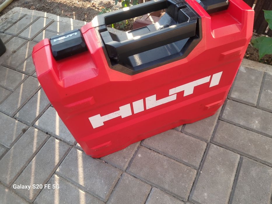 Fierăstrău sabie Hilti ca nou