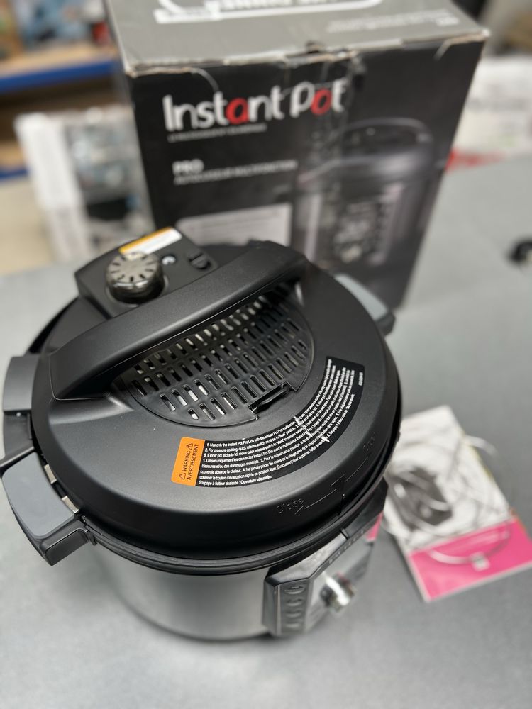Мултикукър / Тенджера под налягане Instant Pot PRO 10in1 ,7.6L , 1200W