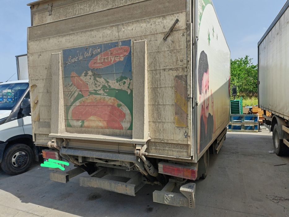 Motor mercedes vario 4.3 diesel radiatoare cub cu lift  mercedes vario