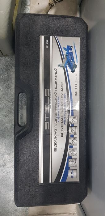 Домкрат STELS 2,5 т